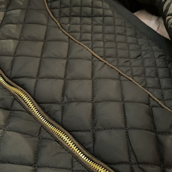 YMI Quilted Black and Tan Fur Lined Jacket Gold Accents - Picture 4 of 17